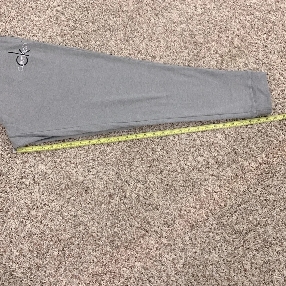 Calvin Klein 2-Pk Jogger Lounge Pants
Black and Grey NWT - Picture 4 of 5